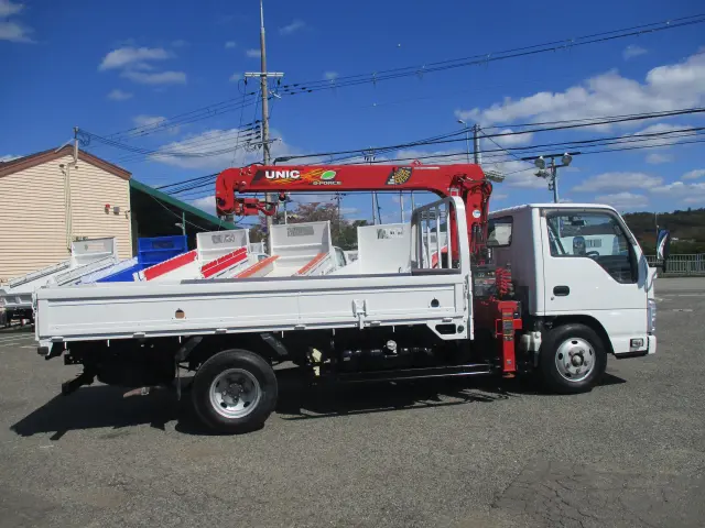 いすゞ エルフ TPG-NKR85AR(2WD)の写真14