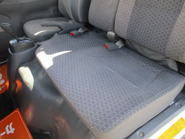 いすゞ エルフ TPG-NKR85AR(2WD)の写真42
