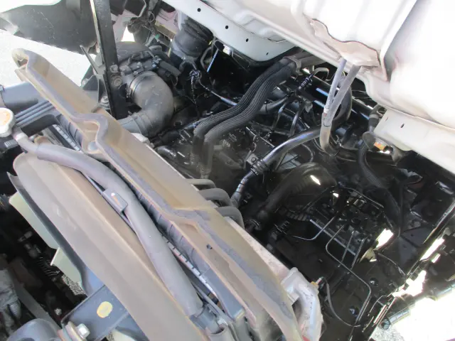 いすゞ エルフ TPG-NKR85AR(2WD)の写真49