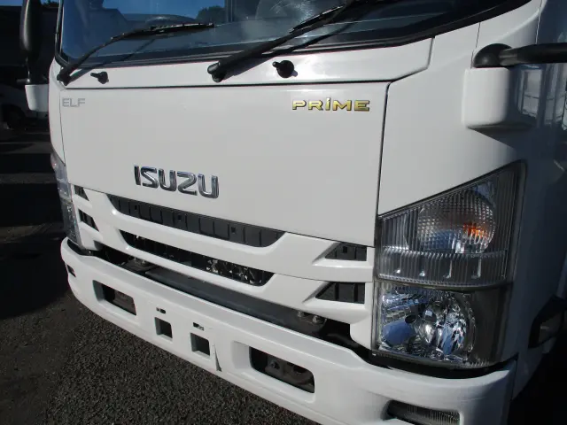 いすゞ エルフ TRG-NPR85AR(2WD)の写真7