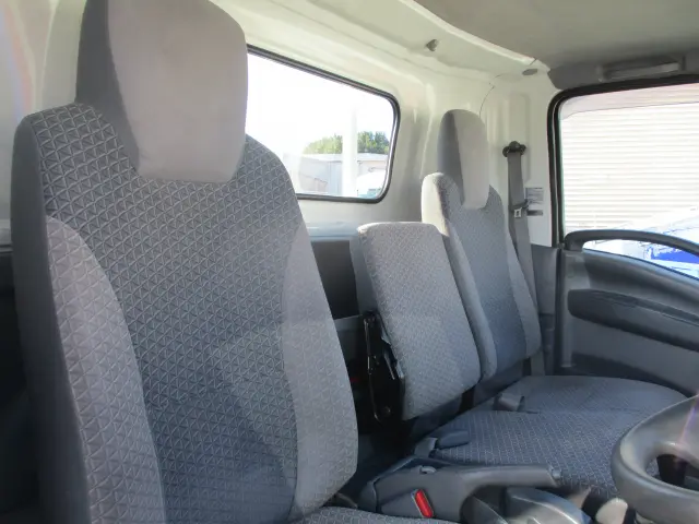いすゞ エルフ TRG-NPR85AR(2WD)の写真40
