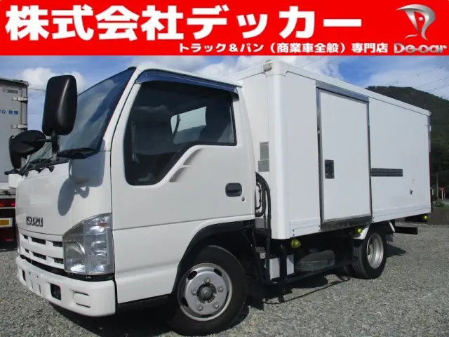 いすゞ エルフ BKG-NJR85AN(2WD)の写真1