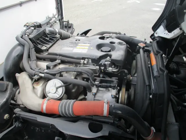 いすゞ エルフ BKG-NJR85AN(2WD)の写真50