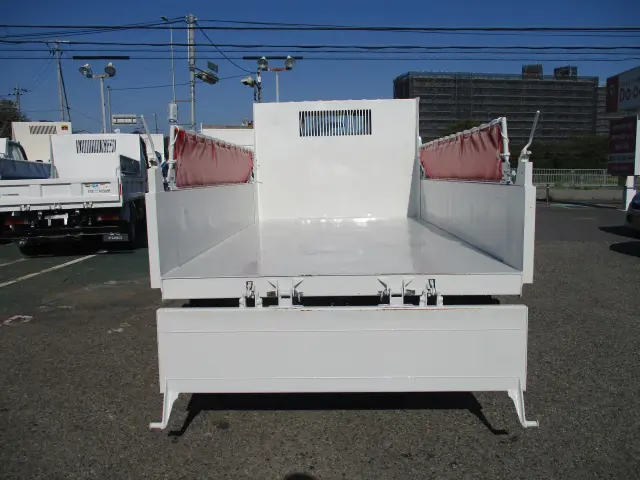 いすゞ エルフ TPG-NKR85AD(2WD)の写真12