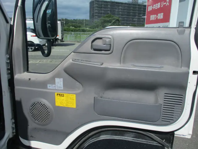 いすゞ エルフ TPG-NKR85AD(2WD)の写真27