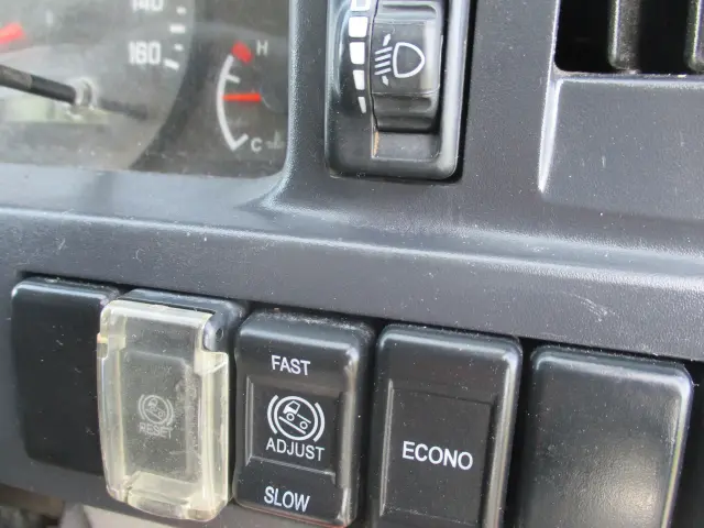 いすゞ エルフ TPG-NKR85AD(2WD)の写真36