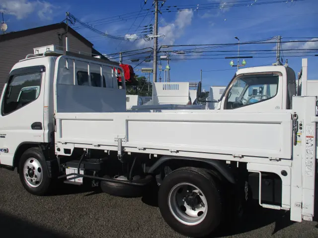 三菱 キャンター 2RG-FEVA0(2WD)の写真12