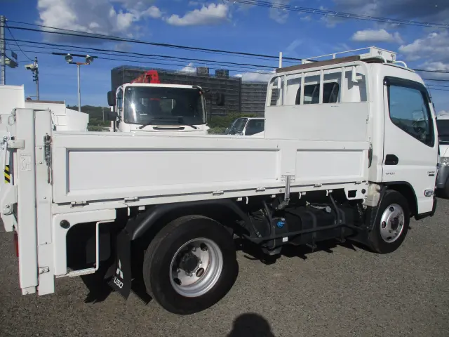 三菱 キャンター 2RG-FEVA0(2WD)の写真13