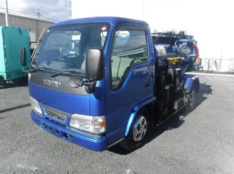 いすゞ  KR-NKR81E3N(その他)の写真1