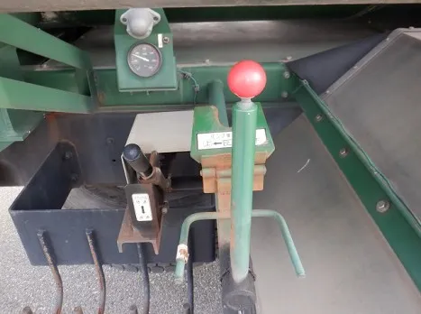 いすゞ PDG-CYM77Q8(その他)の写真15