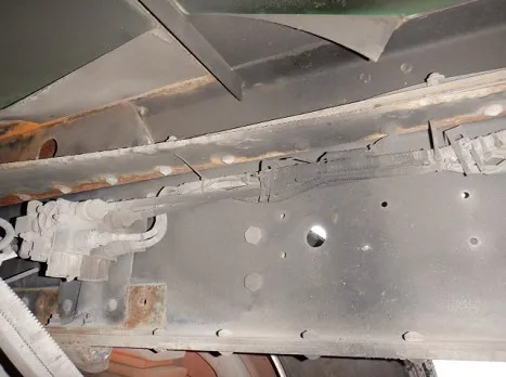 いすゞ  PDG-CYM77Q8(その他)の写真20