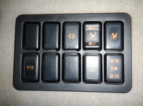 いすゞ PDG-CYM77Q8(その他)の写真31