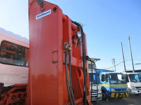 UDトラックス QKG-GK6XAE(その他)の写真15