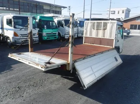 いすゞ  BKG-NJR85A(その他)の写真14