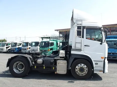 UDトラックス QKG-GK6XAR(その他)の写真6