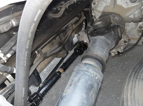 UDトラックス QKG-GK6XAR(その他)の写真9