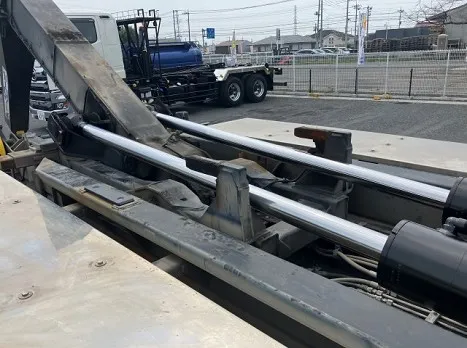 いすゞ  LKG-CYZ77AM(その他)の写真12