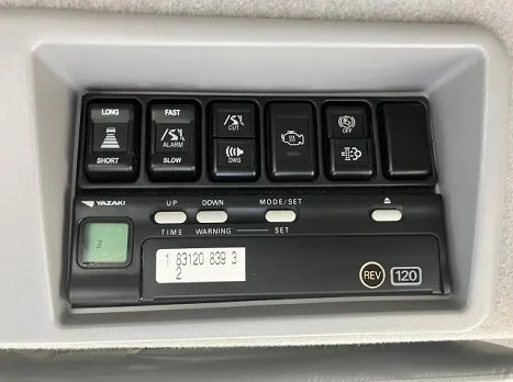 いすゞ  LKG-CYZ77AM(その他)の写真30