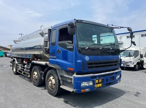 いすゞ PJ-CYG77P6(その他)の写真3