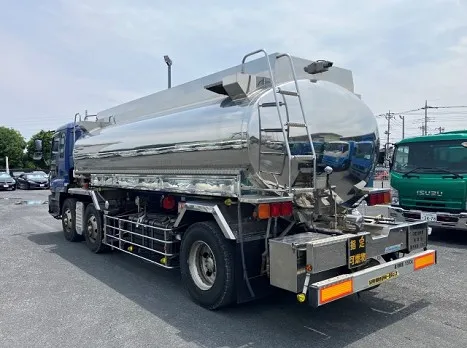 いすゞ PJ-CYG77P6(その他)の写真4