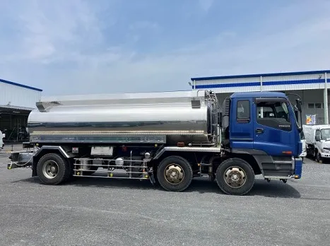 いすゞ  PJ-CYG77P6(その他)の写真6