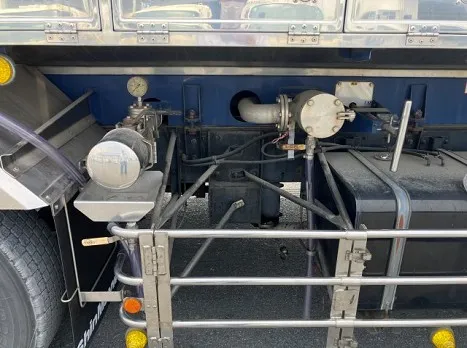 いすゞ PJ-CYG77P6(その他)の写真10