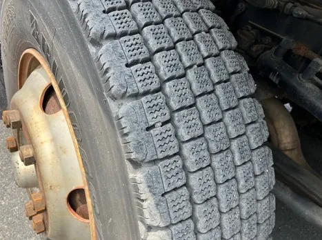 いすゞ  PJ-CYG77P6(その他)の写真19