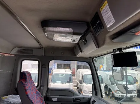 いすゞ  PJ-CYG77P6(その他)の写真27