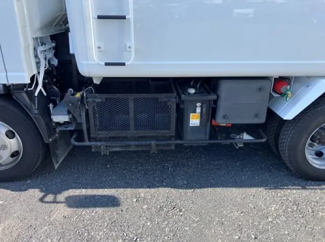 いすゞ TPG-NPR85AN(その他)の写真17