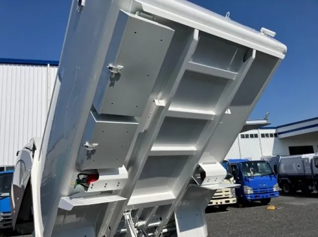 いすゞ TPG-NPR85AN(その他)の写真21