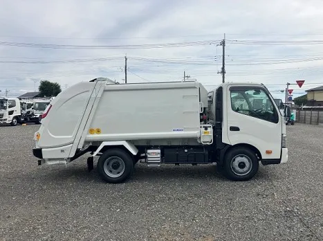 トヨタ 2KG-XZU700(その他)の写真6