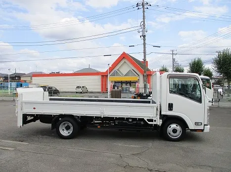 いすゞ  TRG-NMR85AR(その他)の写真6