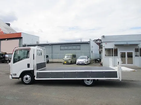 いすゞ  TRG-NMR85AR(その他)の写真9