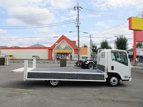 いすゞ  TRG-NMR85AR(その他)の写真10