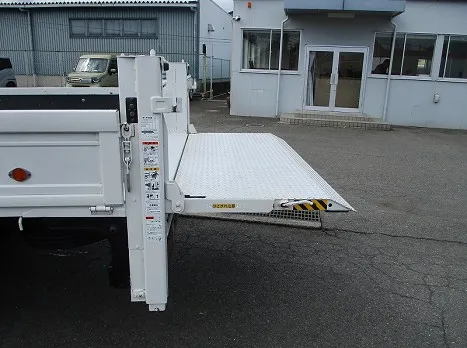 いすゞ  TRG-NMR85AR(その他)の写真12