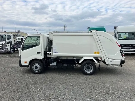 トヨタ  2KG-XZU700A(その他)の写真7