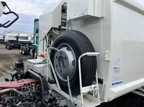 トヨタ  2KG-XZU700A(その他)の写真15