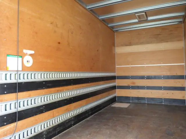 日産 アトラス TPG-FEA2W(2WD)の写真25