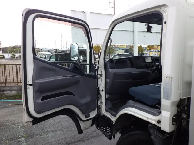 日産 アトラス TPG-FEA2W(2WD)の写真31