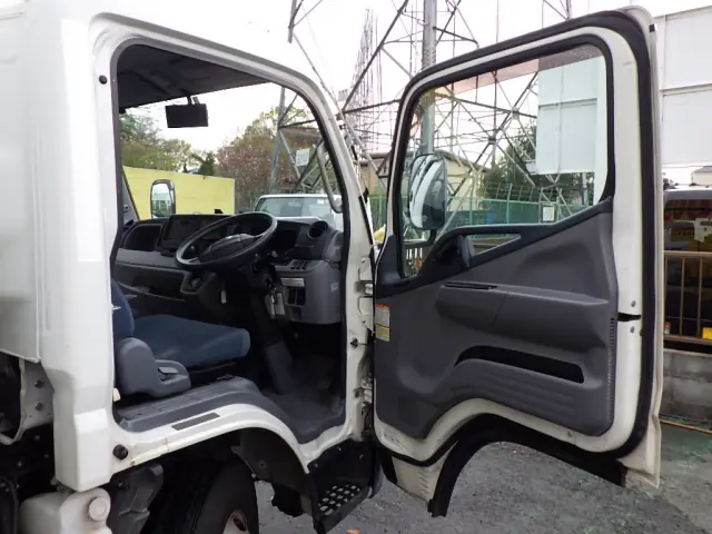 日産 アトラス TPG-FEA2W(2WD)の写真32