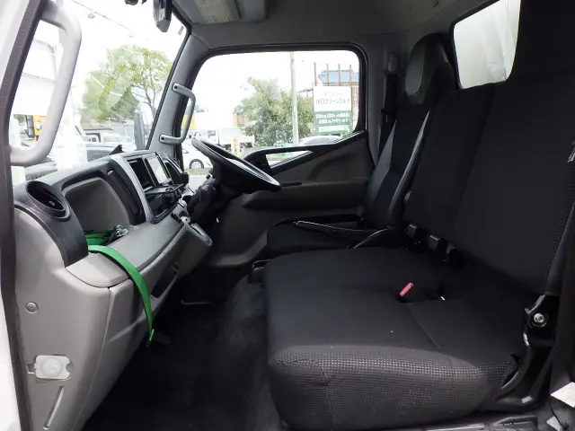 日産 アトラス TRG-FEA5W(2WD)の写真32