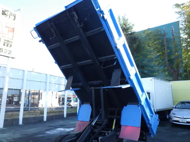 いすゞ エルフ KR-NKR81ED(2WD)の写真10