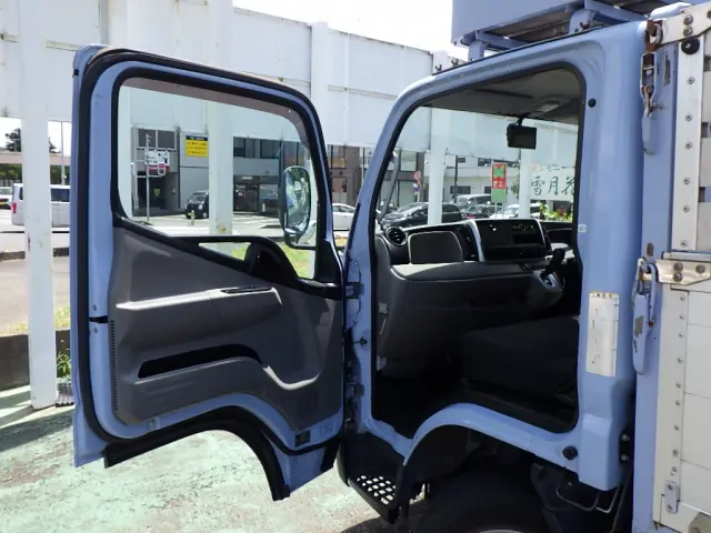 三菱 キャンター TPG-FBA50(2WD)の写真25