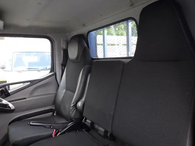 三菱 キャンター TPG-FBA50(2WD)の写真27