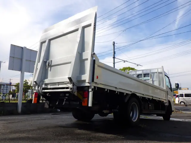 三菱 キャンター KK-FE72CE(2WD)の写真2