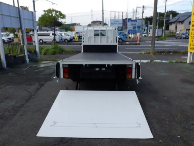 三菱 キャンター KK-FE72CE(2WD)の写真5