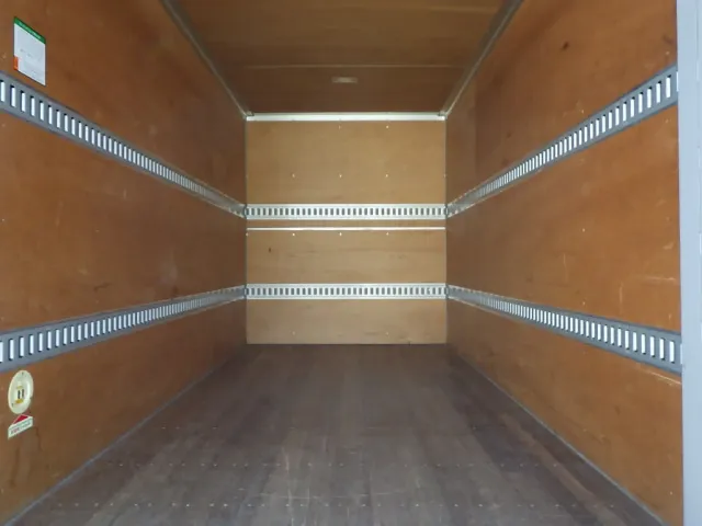 いすゞ エルフ TKG-NMR85N(2WD)の写真21