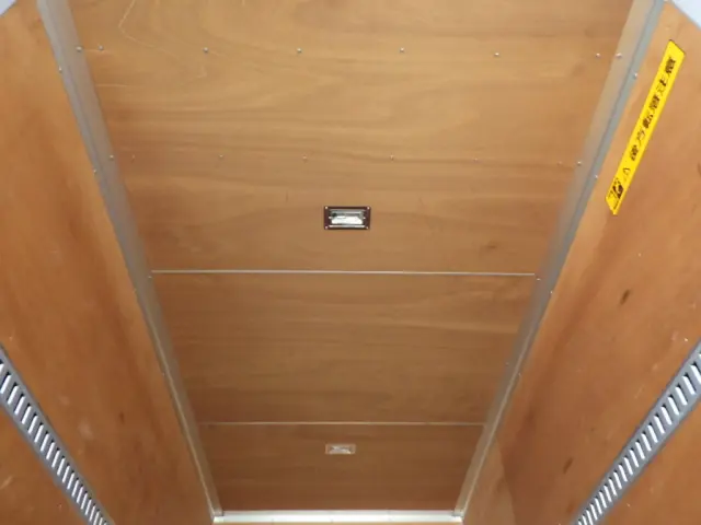 いすゞ エルフ TKG-NMR85N(2WD)の写真22