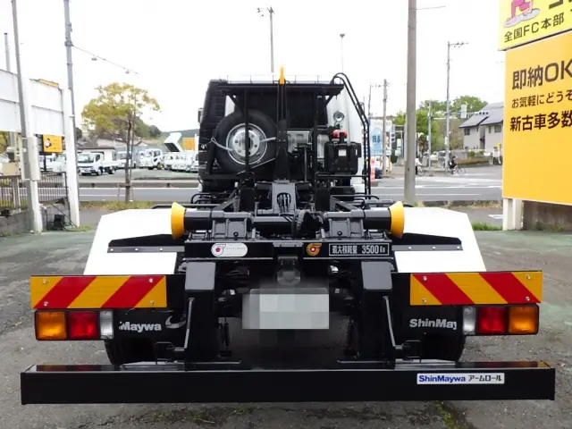 三菱 ファイター 2KG-FK72Fの写真5