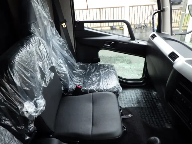 三菱 ファイター 2KG-FK72Fの写真17